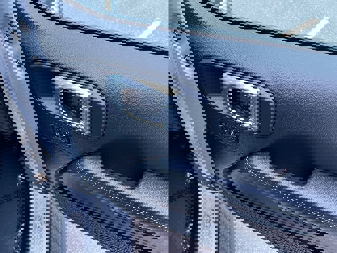 Used 2022 Jeep Gladiator Overland w/ Popular Equipment Package image 30