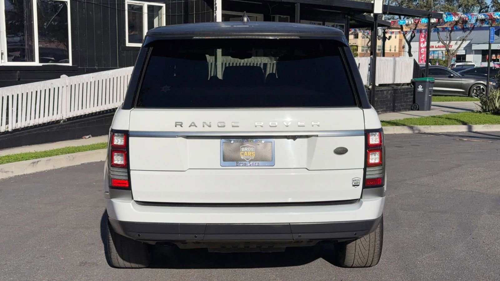 Used 2017 Land Rover Range Rover image 6