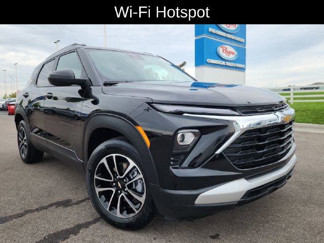 Used 2025 Chevrolet TrailBlazer LT AWD/4WD image 13