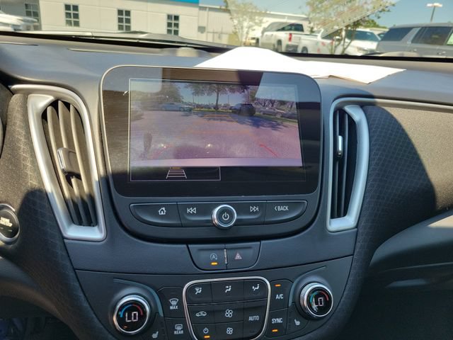 Certified 2025 Chevrolet Malibu LT FWD image 32