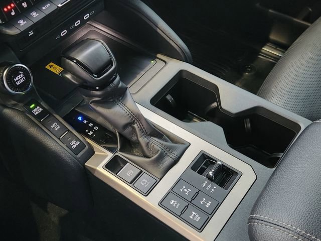 Used 2025 Toyota Land Cruiser w/ Premium Package image 18