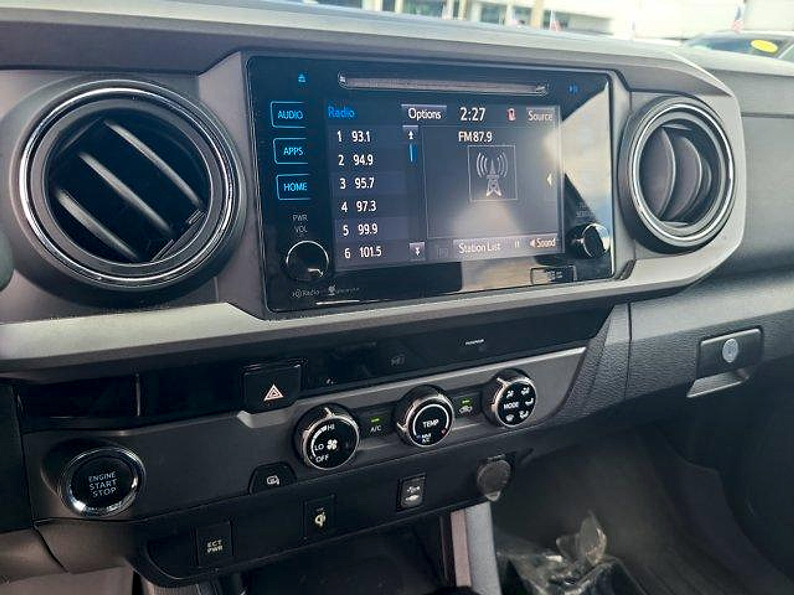 Used 2016 Toyota Tacoma TRD Sport w/ Towing Package RWD image 33