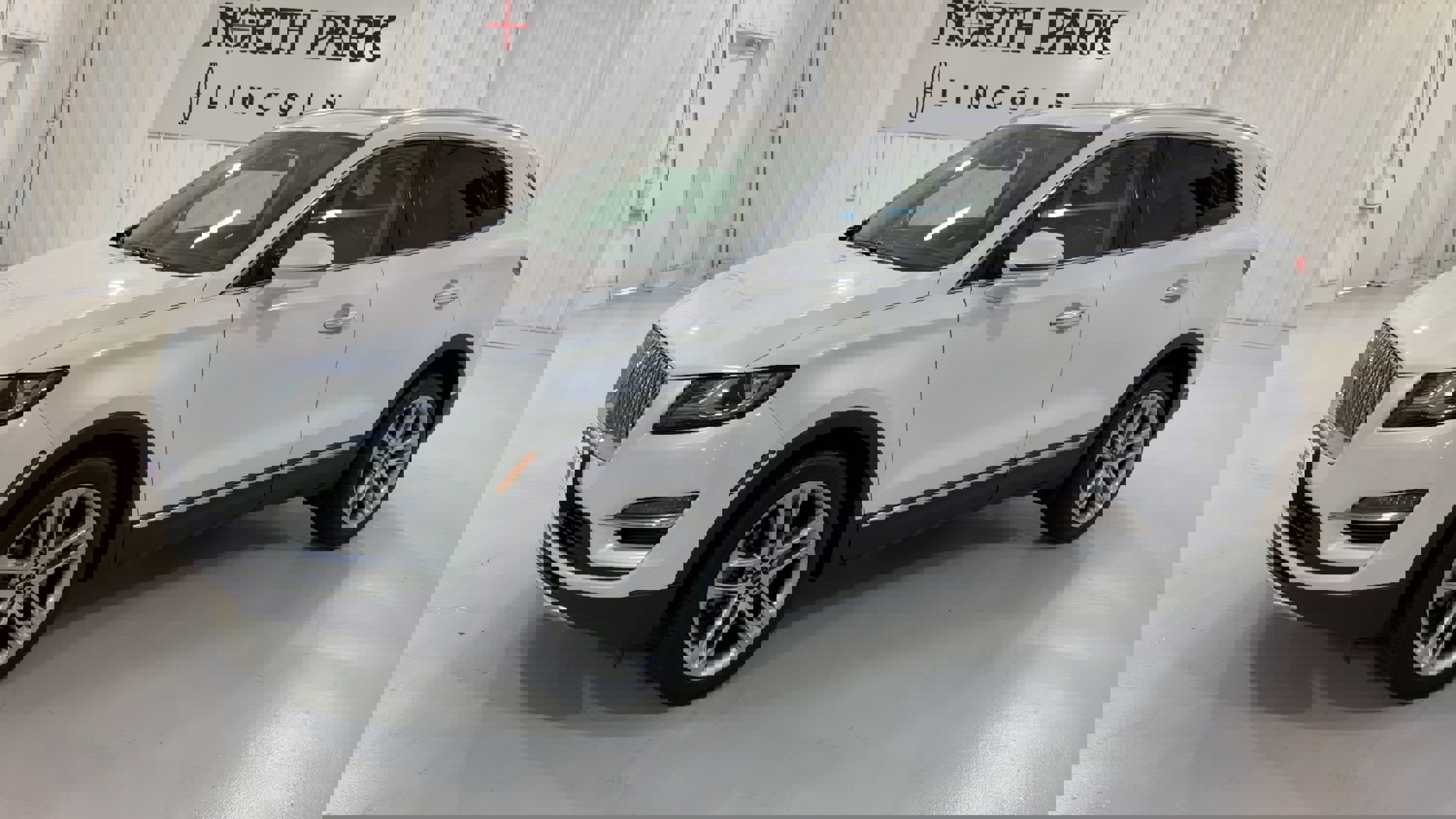 Used 2019 Lincoln MKC Reserve w/ MKC Climate Package image 6
