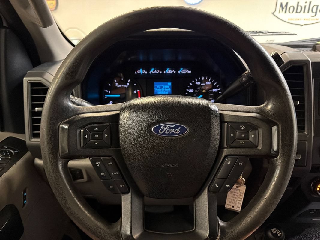 Used 2018 Ford F550 4x4 SuperCab Super Duty image 17