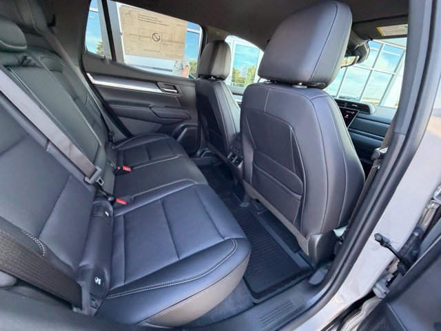 New 2027 GMC Terrain Elevation w/ Elevation Premium Package FWD image 16