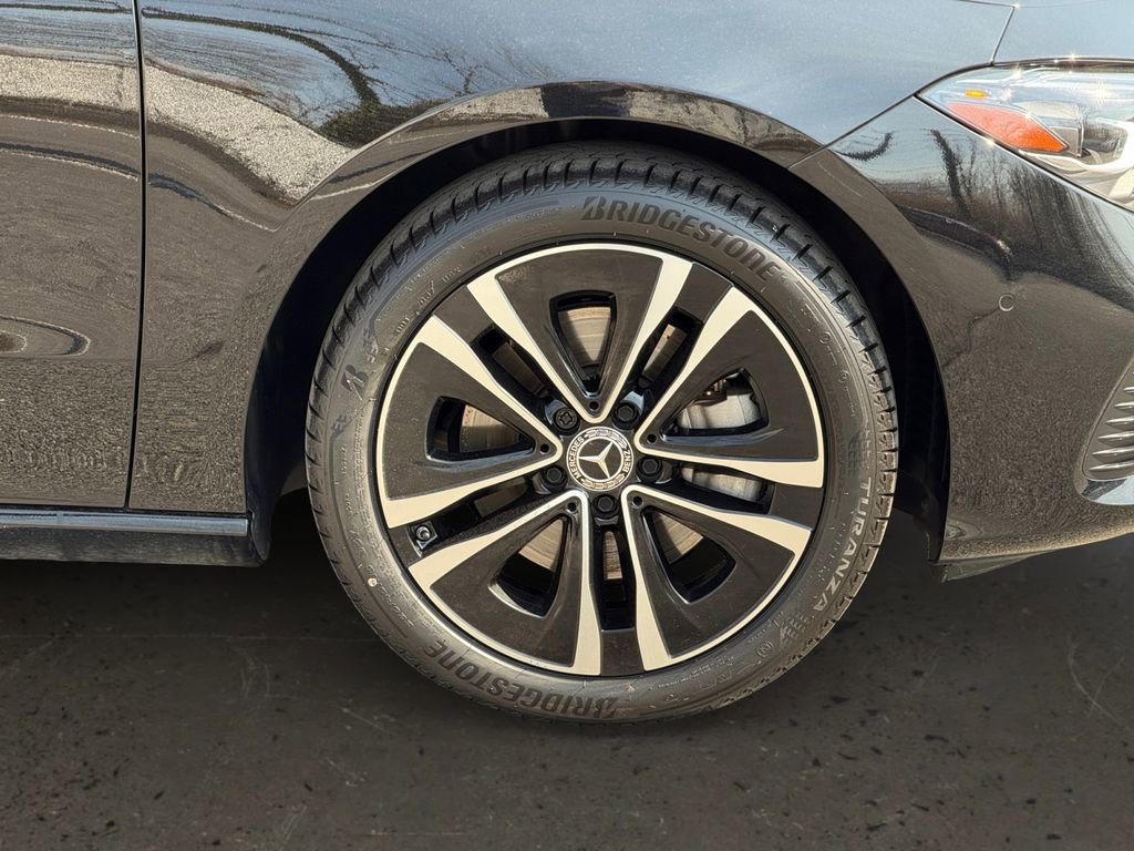Used 2025 Mercedes-Benz CLA 250 4MATIC image 10