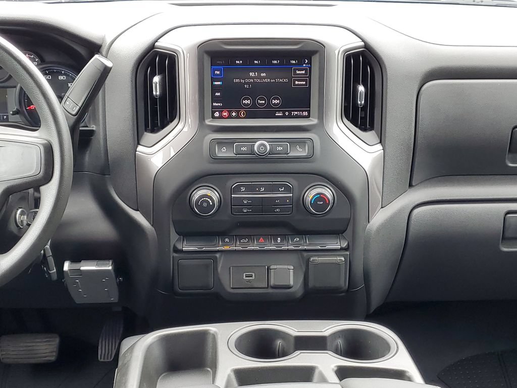 Certified 2020 Chevrolet Silverado 1500 Custom w/ Custom Value Package AWD/4WD image 21