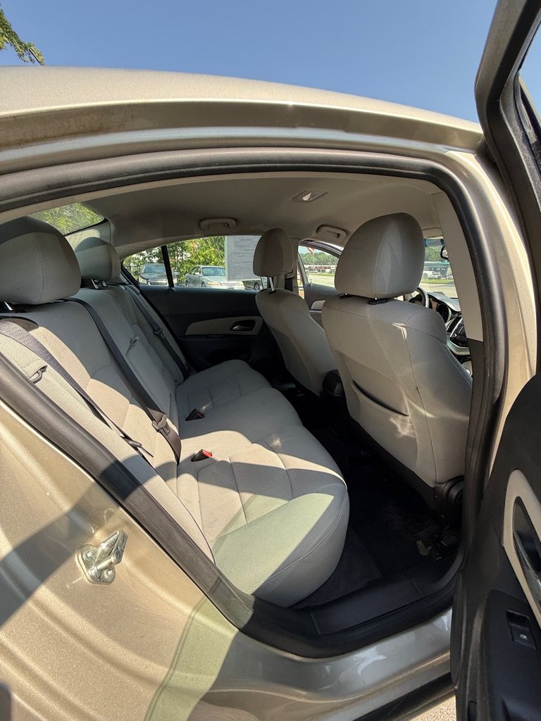 Used 2014 Chevrolet Cruze LT FWD image 20