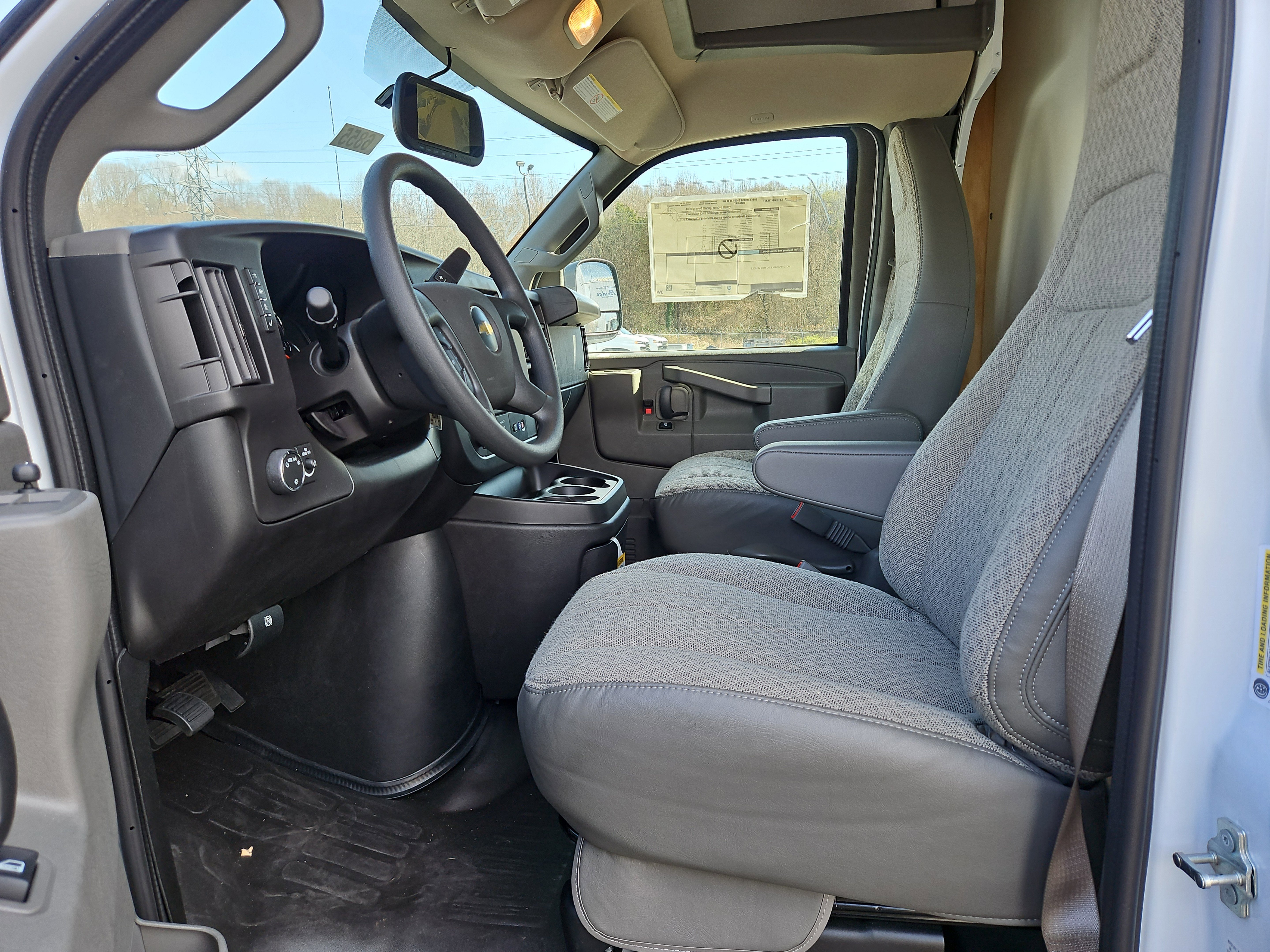 New 2024 Chevrolet Express 3500 1WT w/ Power Convenience Package image 9