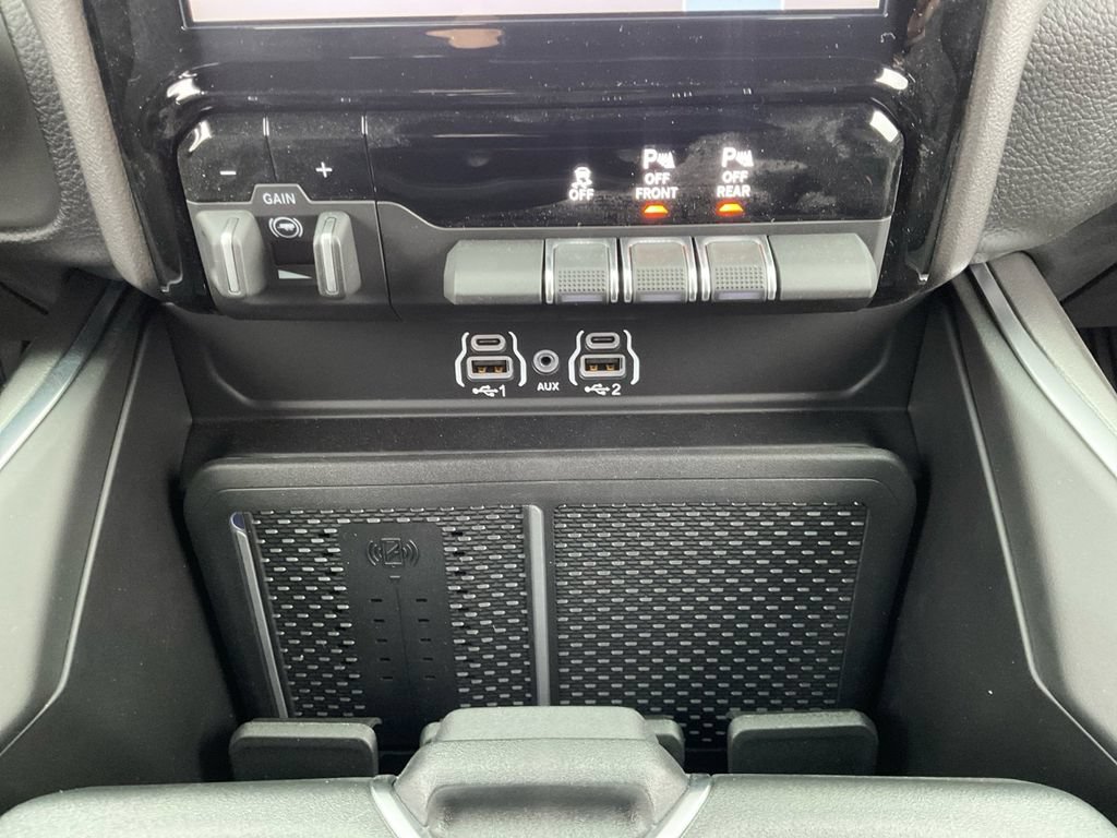 New 2026 RAM 1500 Big Horn AWD/4WD image 25