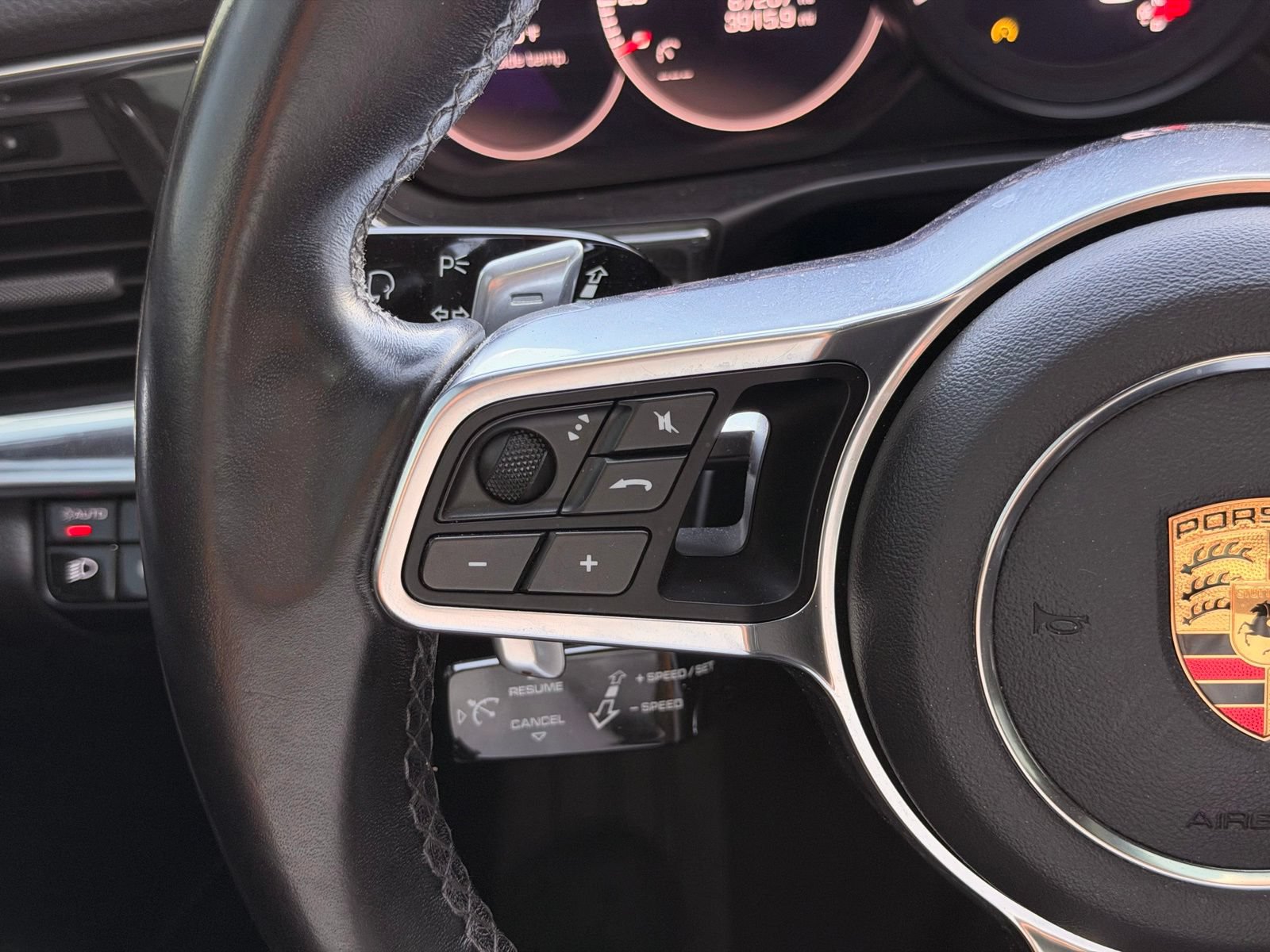 Used 2018 Porsche Panamera w/ Premium Package Plus RWD image 32