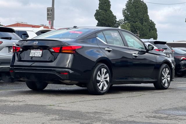 Used 2025 Nissan Altima 2.5 S image 4