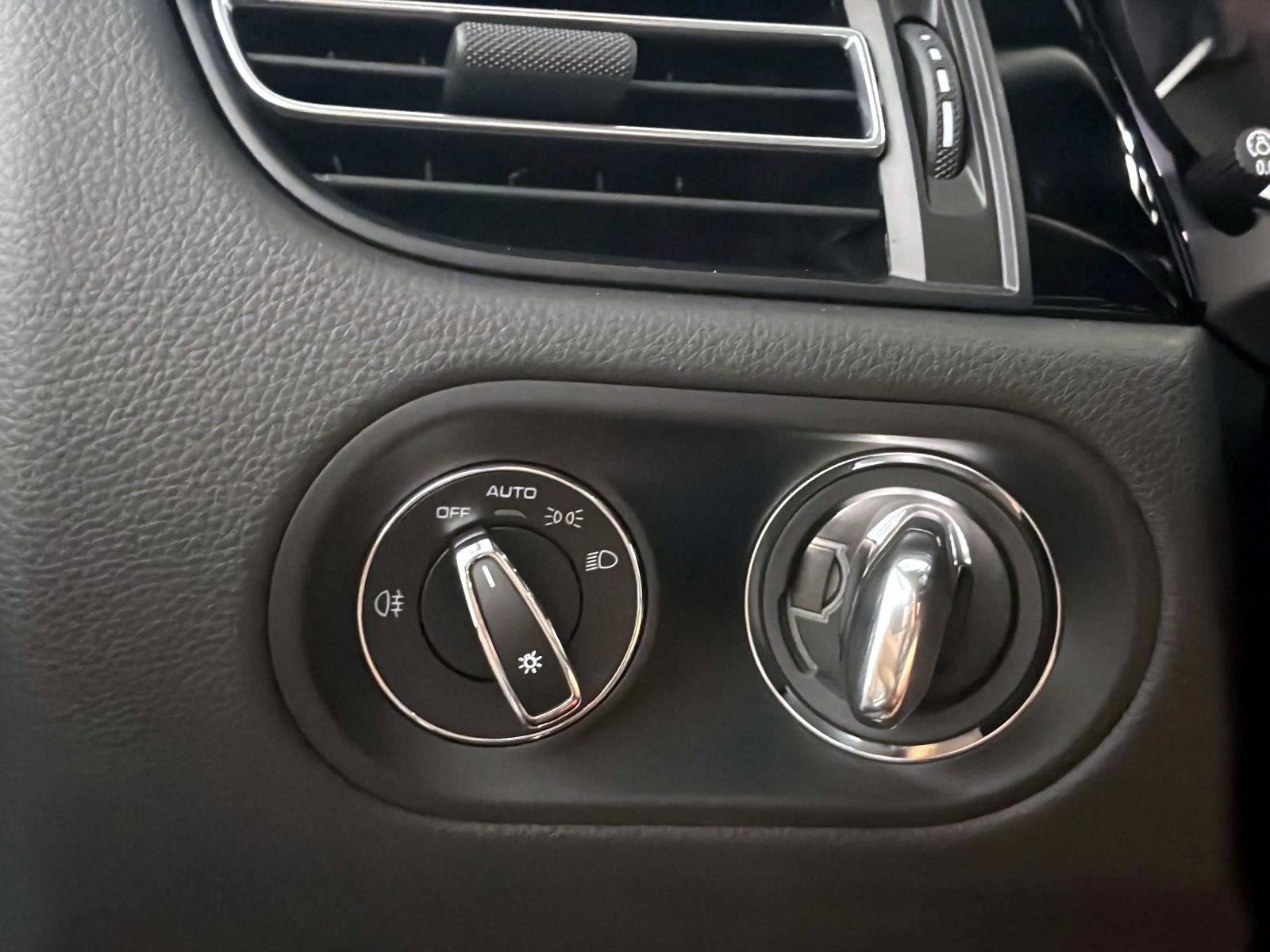 New 2026 Porsche Macan S image 29