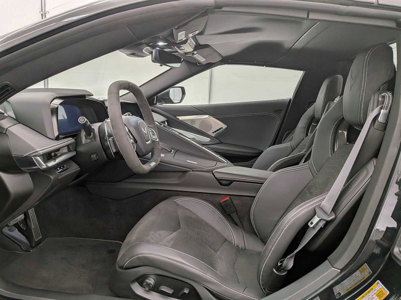 Used 2024 Chevrolet Corvette Z06 image 15