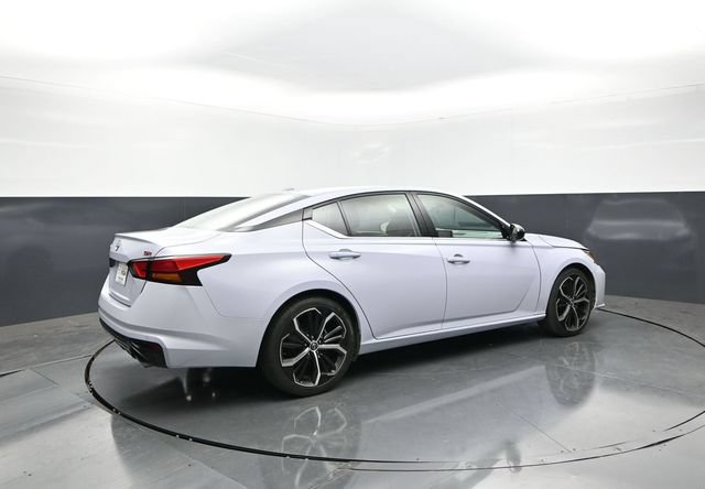 Used 2025 Nissan Altima 2.5 SR FWD image 7