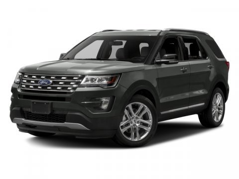 Used 2017 Ford Explorer XLT w/ Equipment Group 202A AWD/4WD image 4