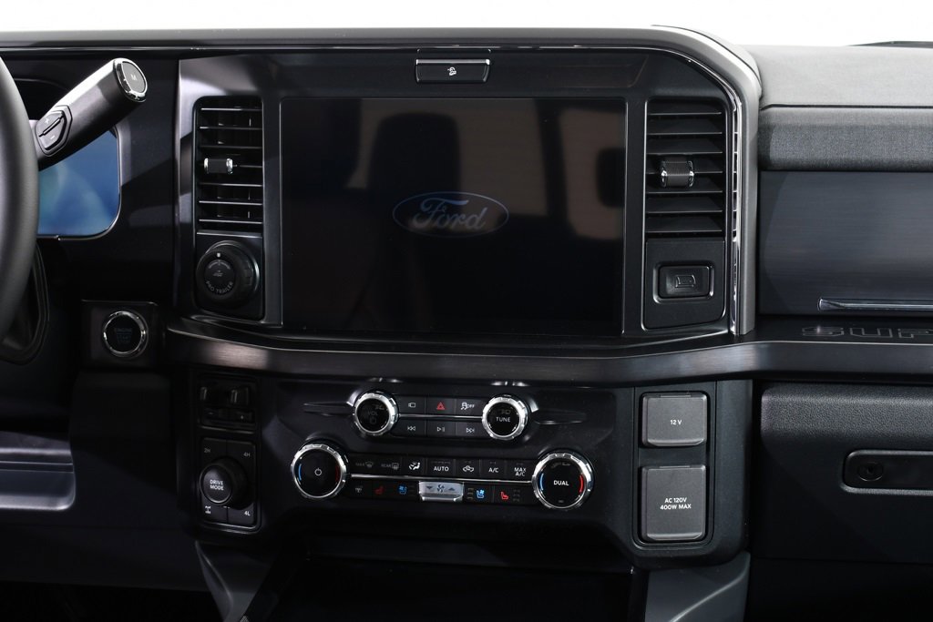 New 2026 Ford F350 Lariat w/ Black Appearance Package image 9