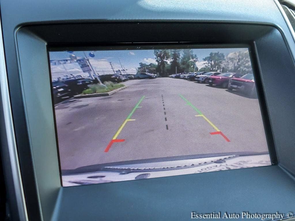 Used 2020 Ford Edge SEL w/ Convenience Package AWD/4WD image 17
