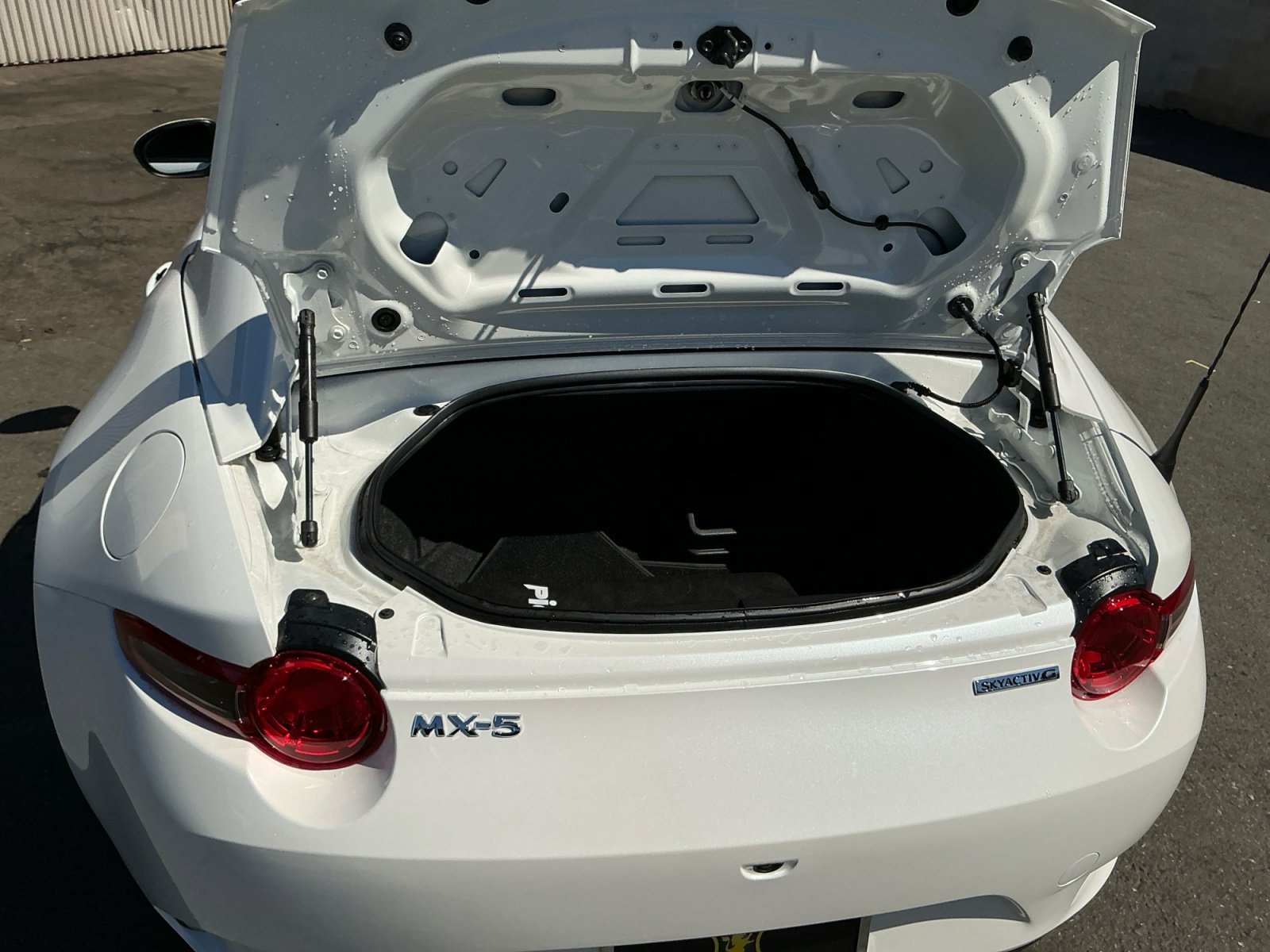 Used 2021 MAZDA MX-5 Miata RF Grand Touring image 22