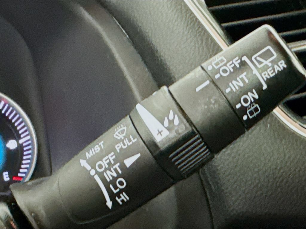 Used 2022 Honda Pilot Touring image 16