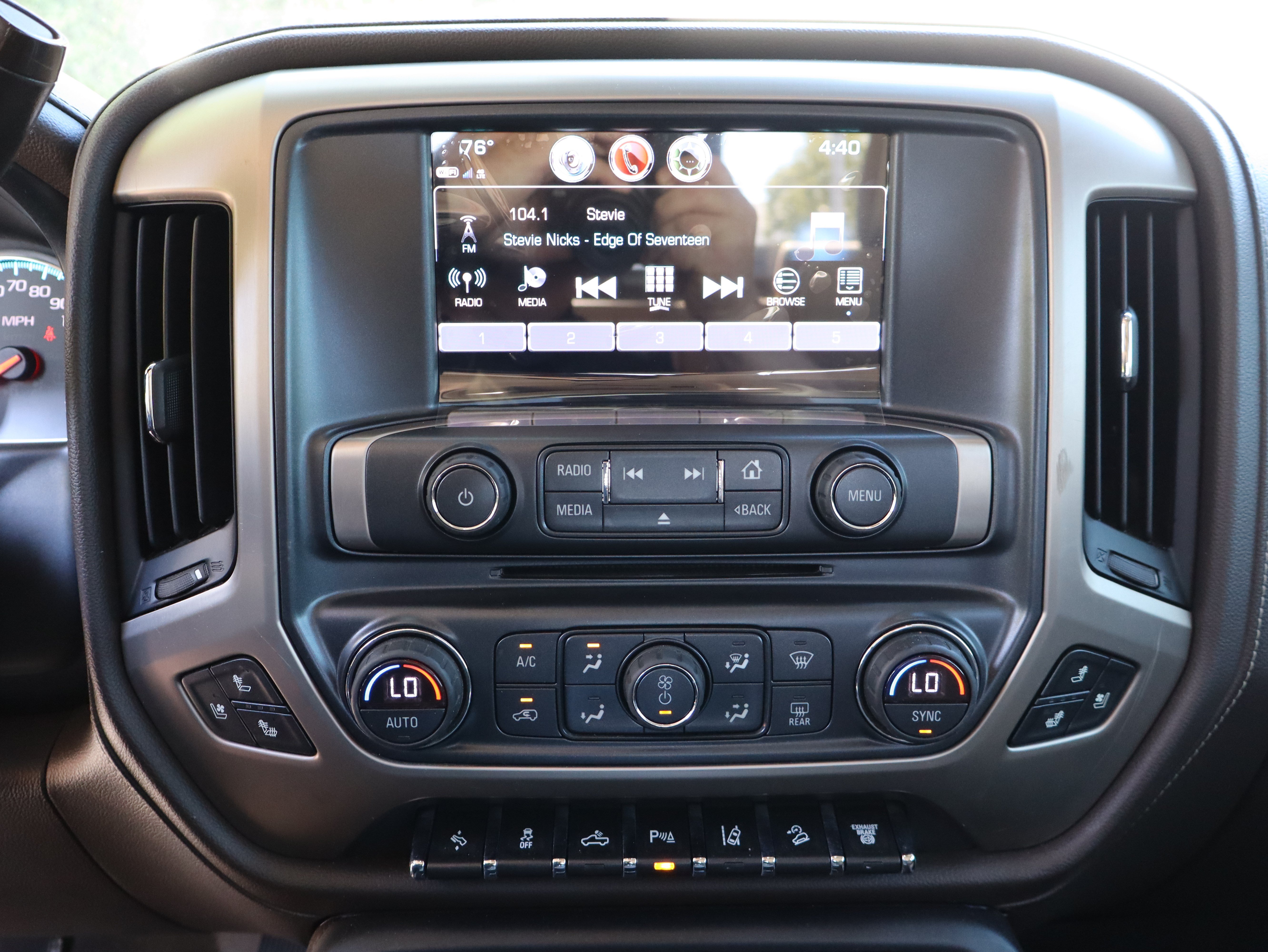 Used 2019 GMC Sierra 2500 Denali w/ Duramax Plus Package AWD/4WD image 38