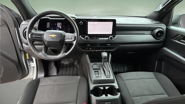 Used 2023 Chevrolet Colorado W/T RWD image 12