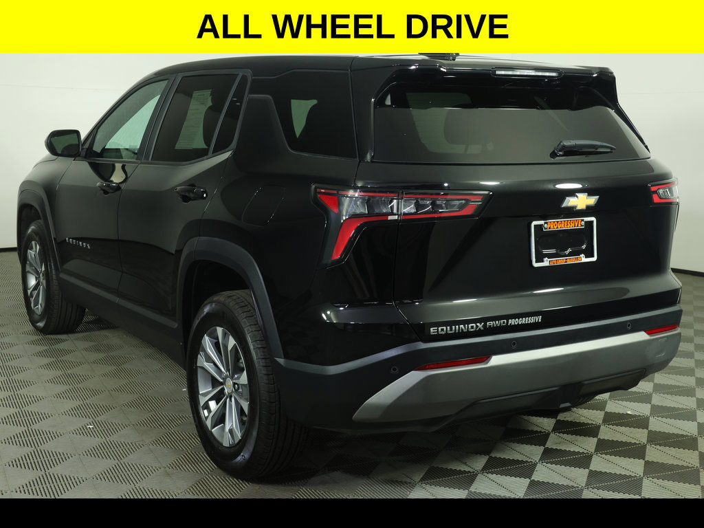 Used 2026 Chevrolet Equinox LT AWD/4WD image 4