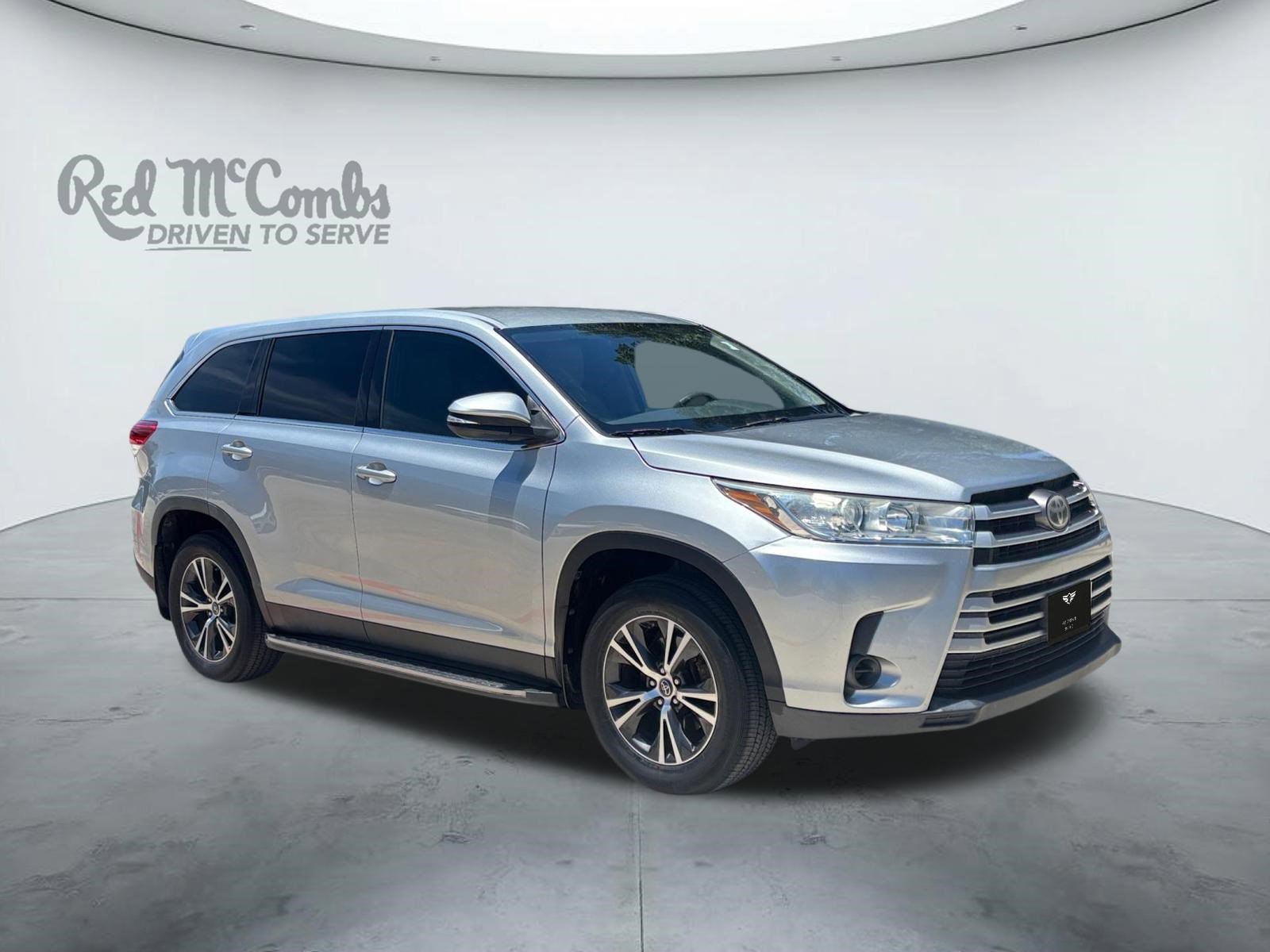 Used 2019 Toyota Highlander LE FWD image 7