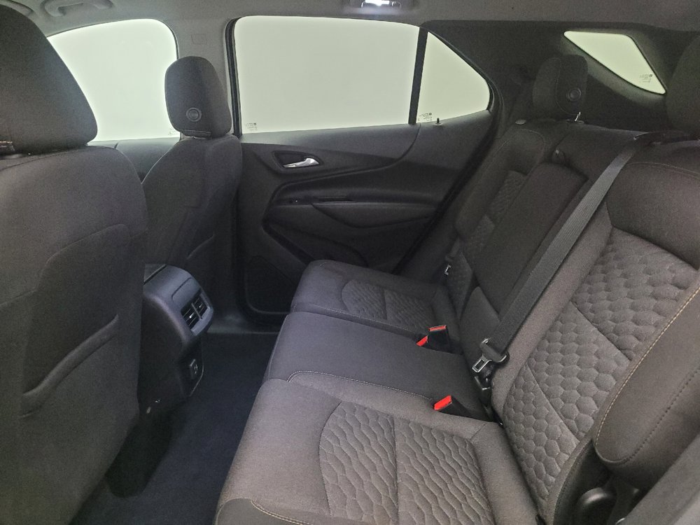 Used 2019 Chevrolet Equinox LT image 18