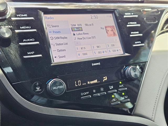 Used 2020 Toyota Camry LE FWD image 14