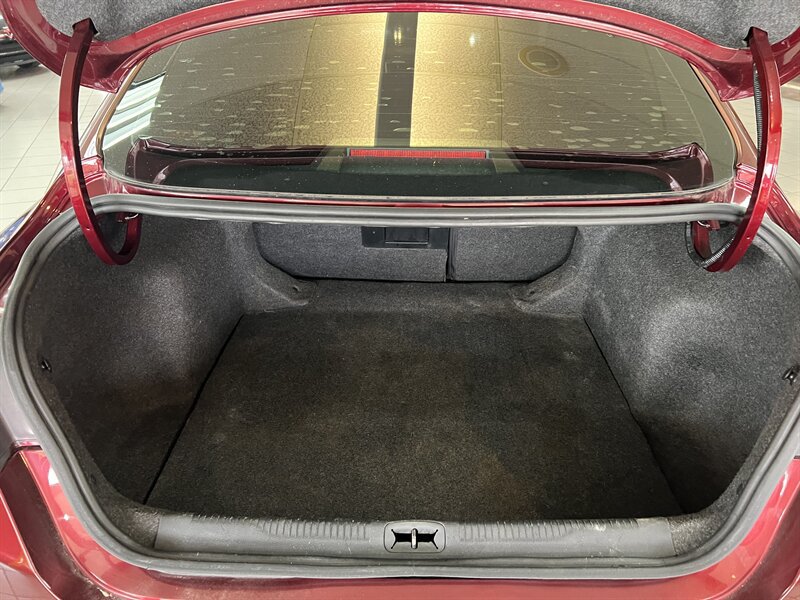Used 2015 Chrysler 200 Limited w/ Convenience Group FWD image 15