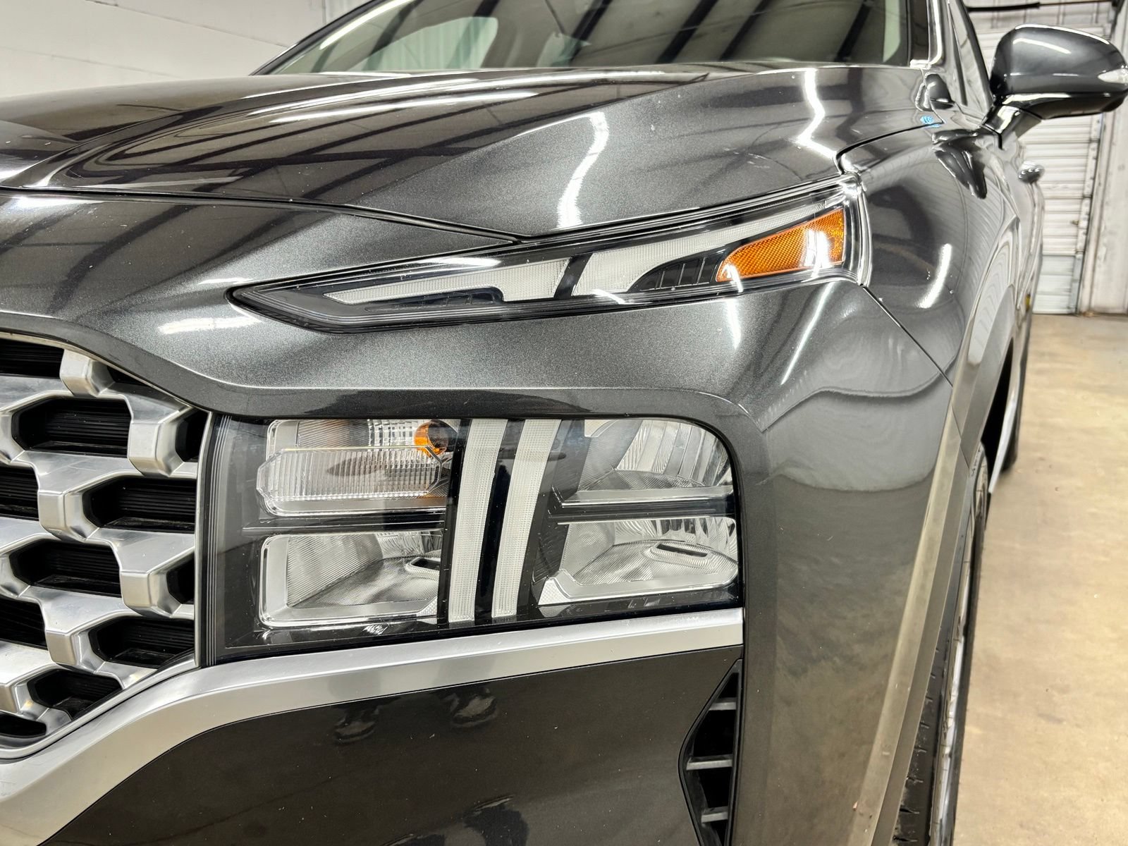 Certified 2023 Hyundai Santa Fe SEL w/ Premium Package AWD/4WD image 8