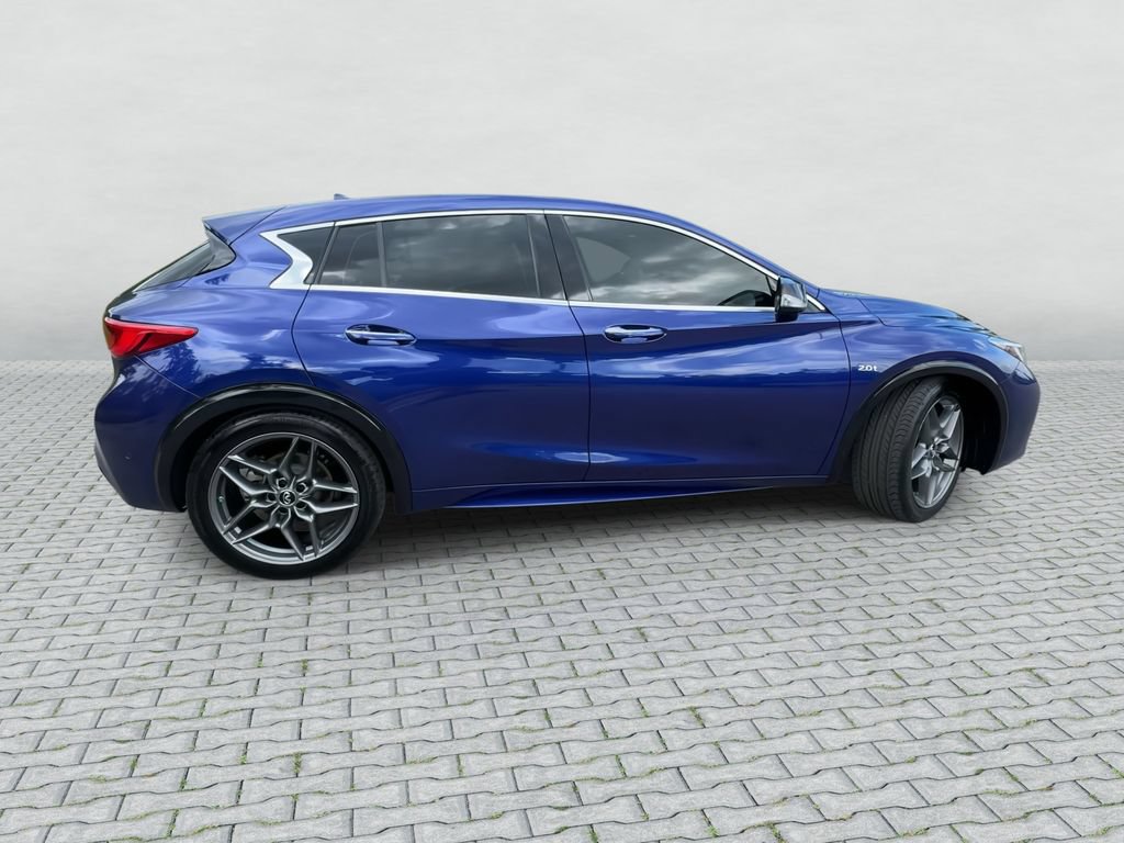 Certified 2018 INFINITI QX30 Sport w/ Sport Leather Package FWD image 8