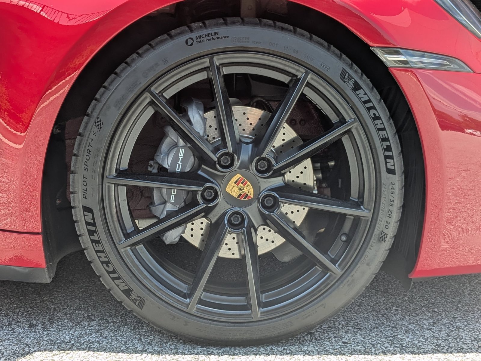 Used 2020 Porsche 911 Carrera 4 AWD/4WD image 13