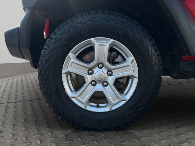 Used 2019 Jeep Wrangler Sport AWD/4WD image 42