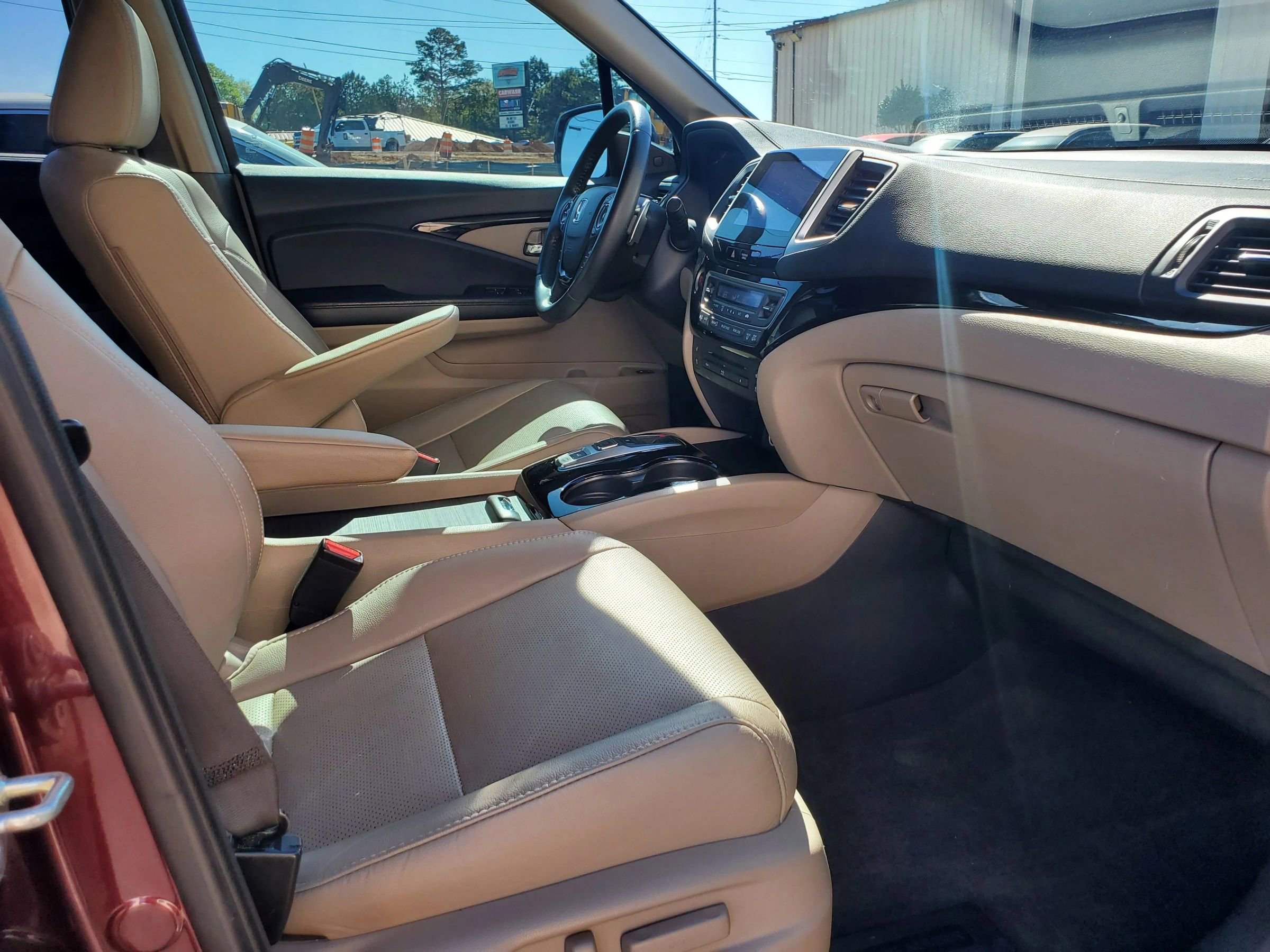 Used 2017 Honda Pilot Elite image 23