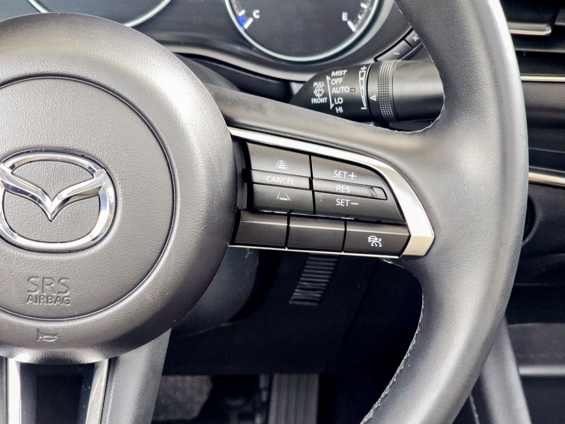 Used 2025 MAZDA MAZDA3 s image 31