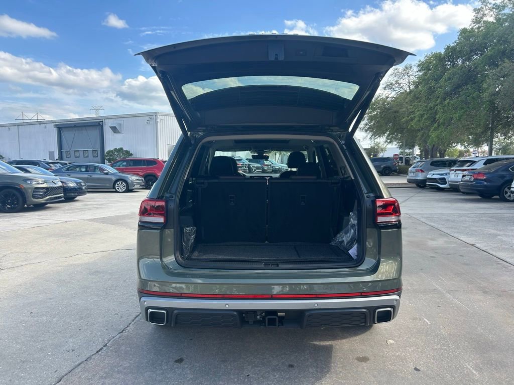 Used 2026 Volkswagen Atlas Peak Edition AWD/4WD image 44