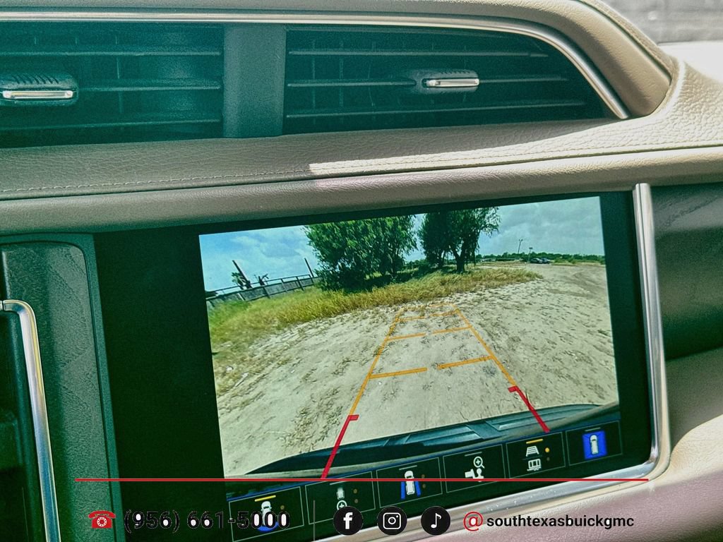 Used 2024 GMC Yukon Denali RWD image 19