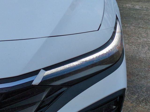 New 2026 Hyundai Elantra SE FWD image 10