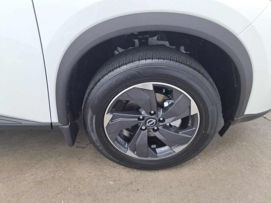 New 2026 Nissan Rogue SV image 24
