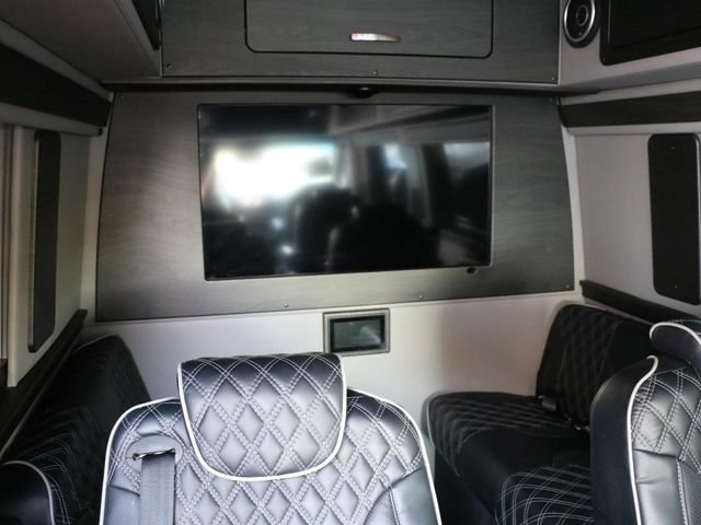 Used 2022 Mercedes-Benz Sprinter 3500 image 21