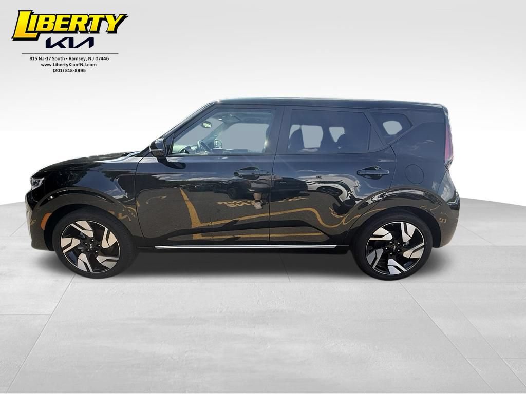 Used 2025 Kia Soul GT-Line w/ GT-Line Technology Package FWD image 4