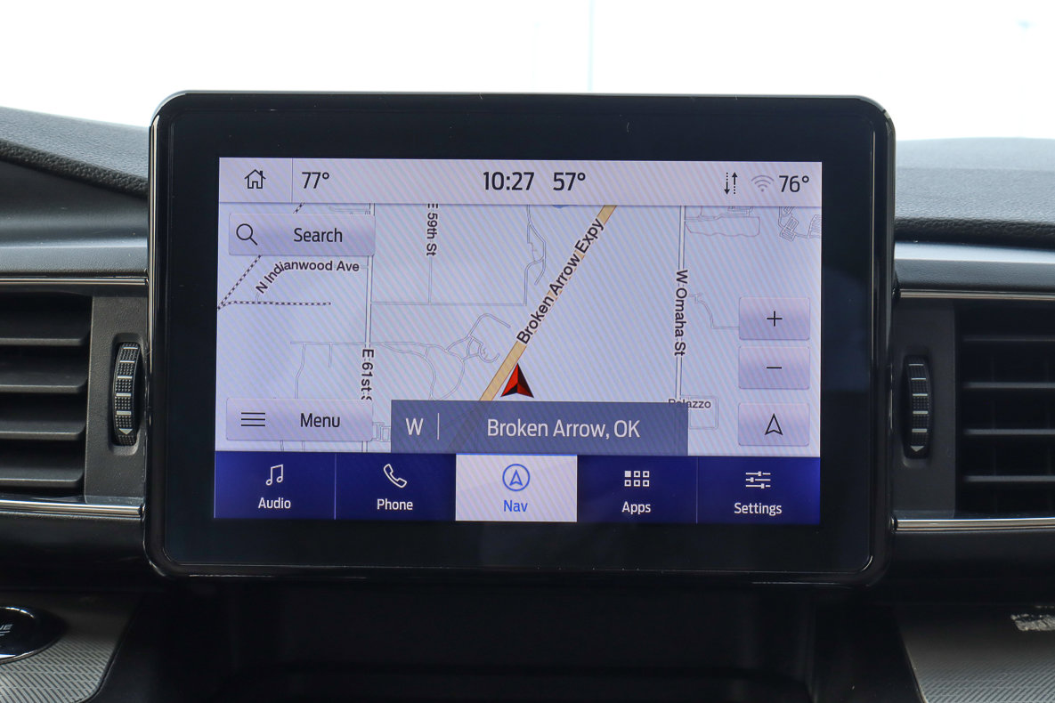 Used 2020 Ford Explorer XLT w/ Equipment Group 202A image 11