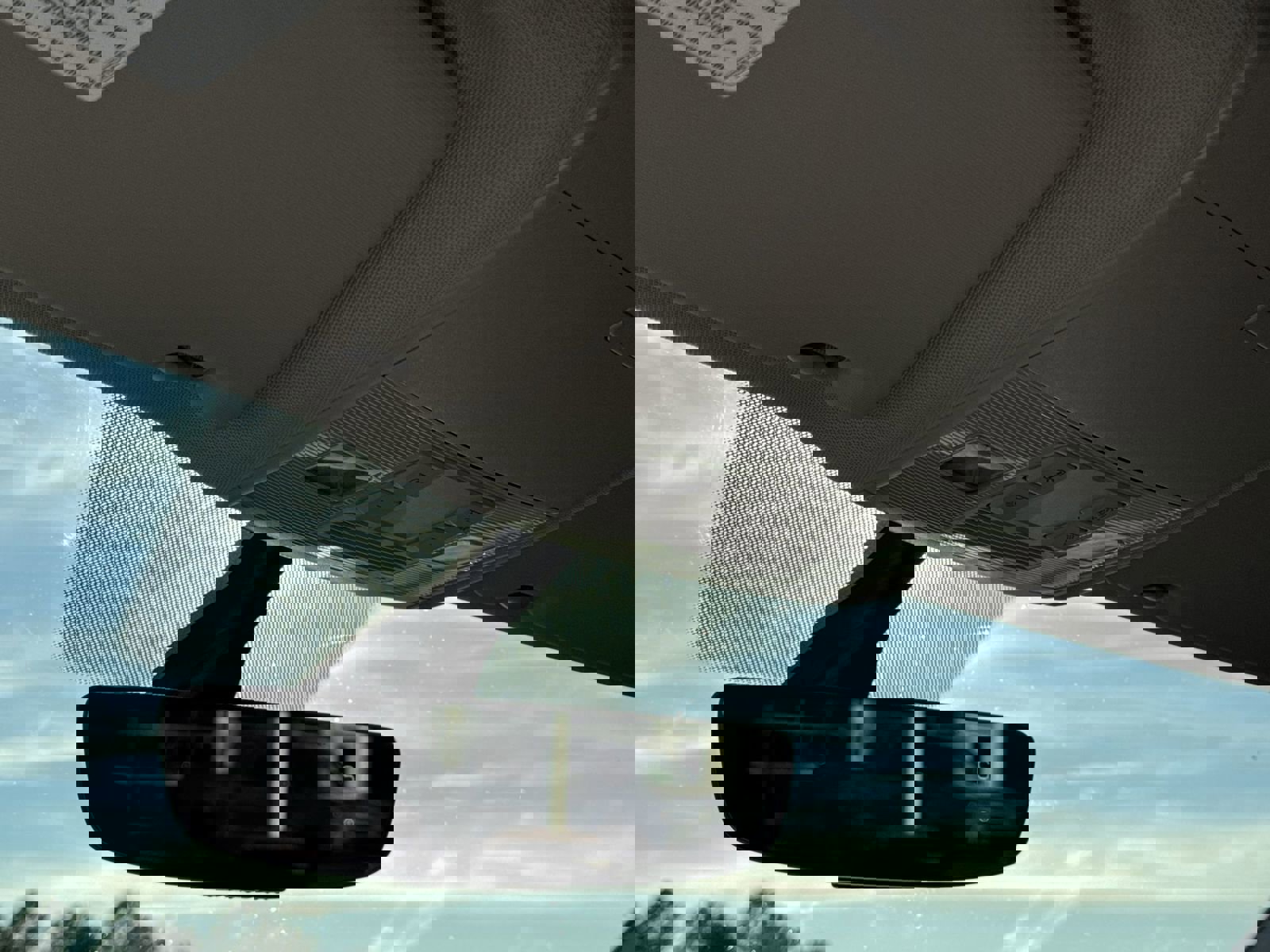 Used 2021 Volkswagen Atlas SE image 26