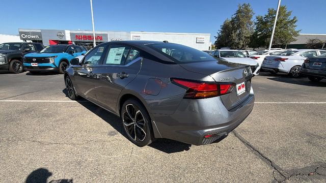 New 2025 Nissan Altima 2.5 SR image 6