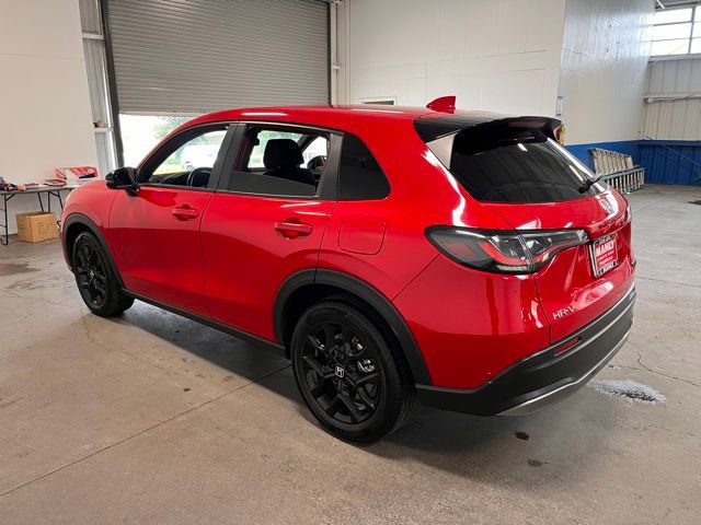 Used 2024 Honda HR-V Sport image 5