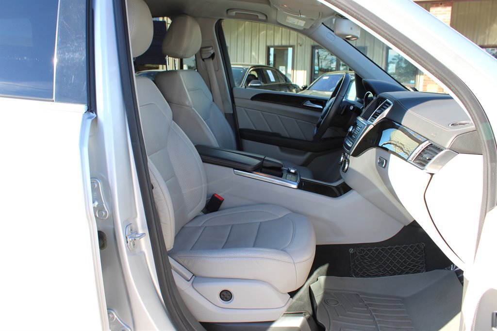 Used 2015 Mercedes-Benz GL 320 BlueTEC 4MATIC image 18
