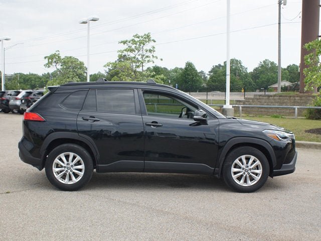 Used 2023 Toyota Corolla Cross LE FWD image 18