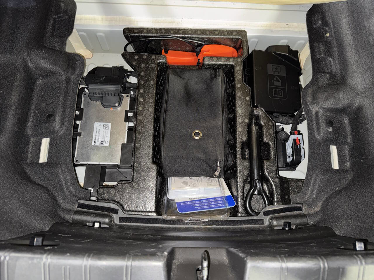Used 2018 Chevrolet Camaro SS image 20